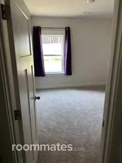 Room for rent in Simpsonville, SC $750, house