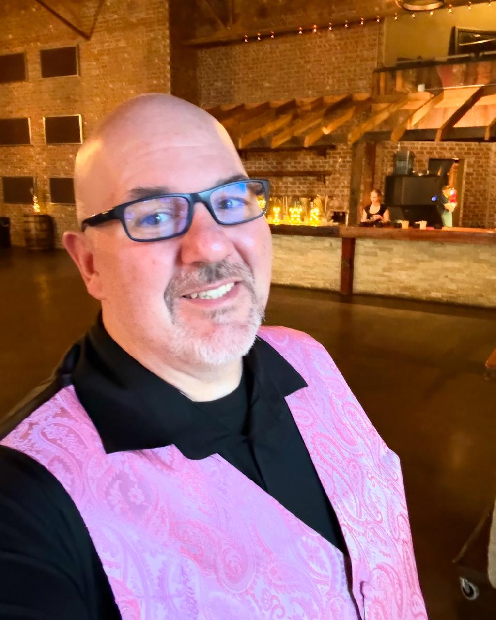 Profile photo 11 of 11