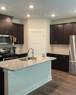 Room for rent in Simpsonville, SC $750, house