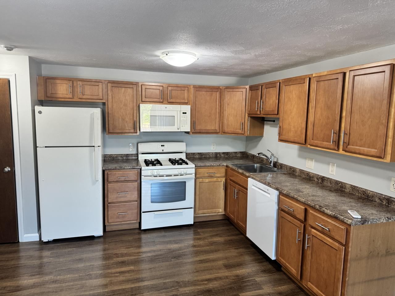 Profile photo 2 of 5