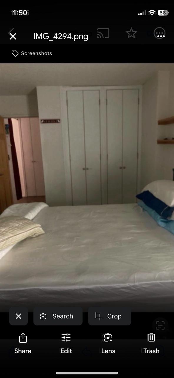 Profile photo 9 of 18