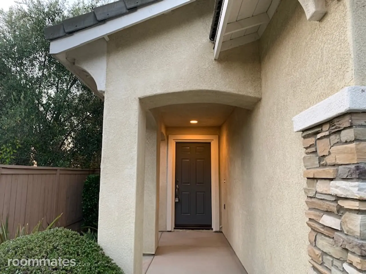 Profile photo 7 of 11