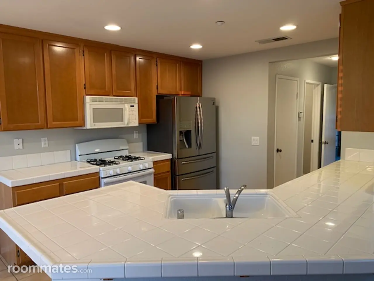 Profile photo 6 of 11