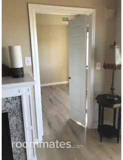 Room for rent in Leesburg, VA $950, condo