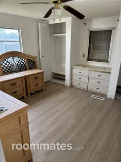 Room for rent in Davie, FL $1600, house