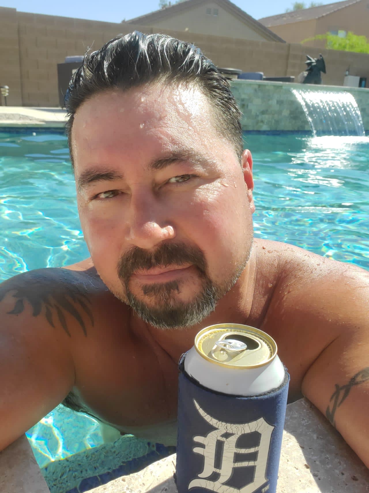 Profile photo 8 of 15