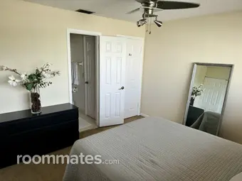 Room for rent in Wilton Manors, FL $1200, townhouse