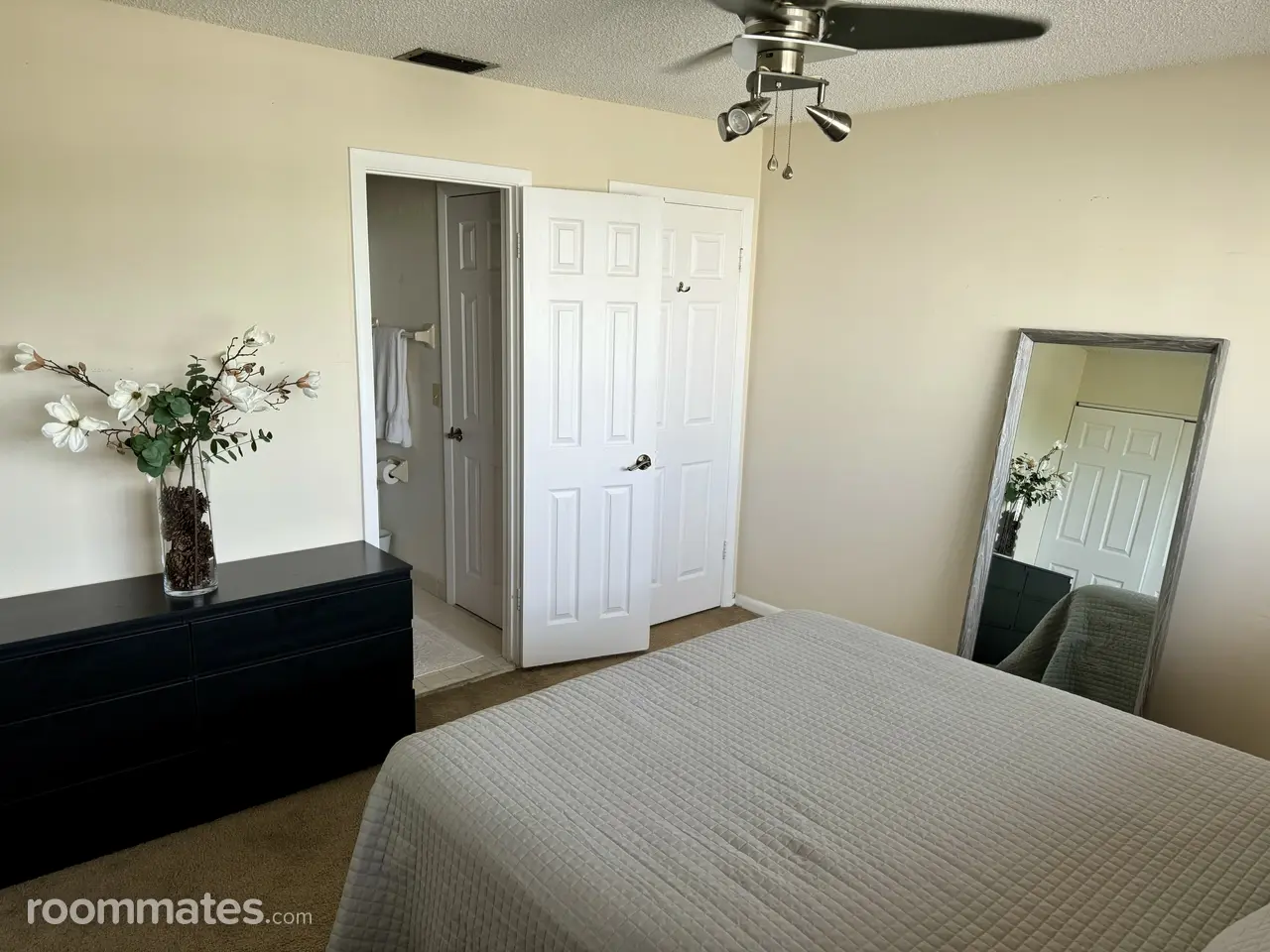 Profile photo 2 of 9