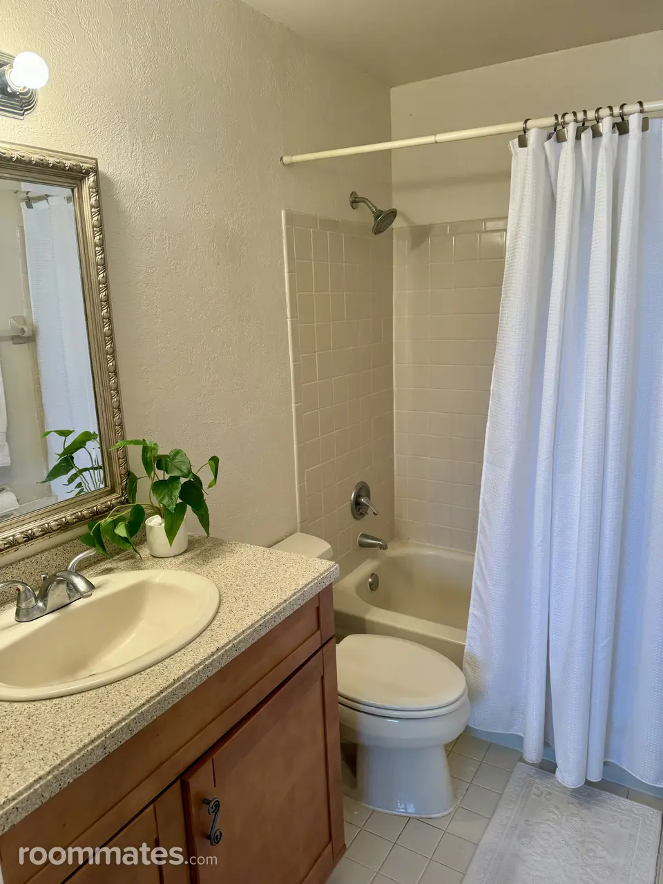 Profile photo 8 of 9