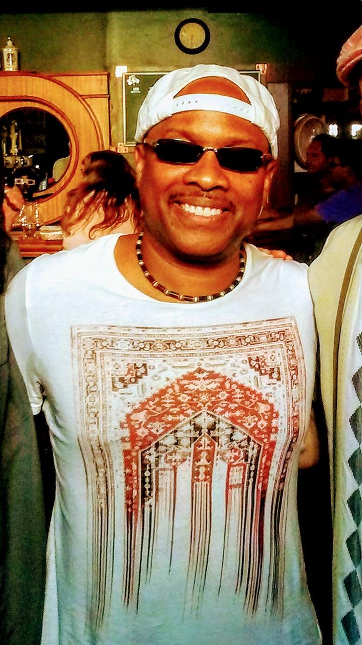 Profile photo 8 of 18