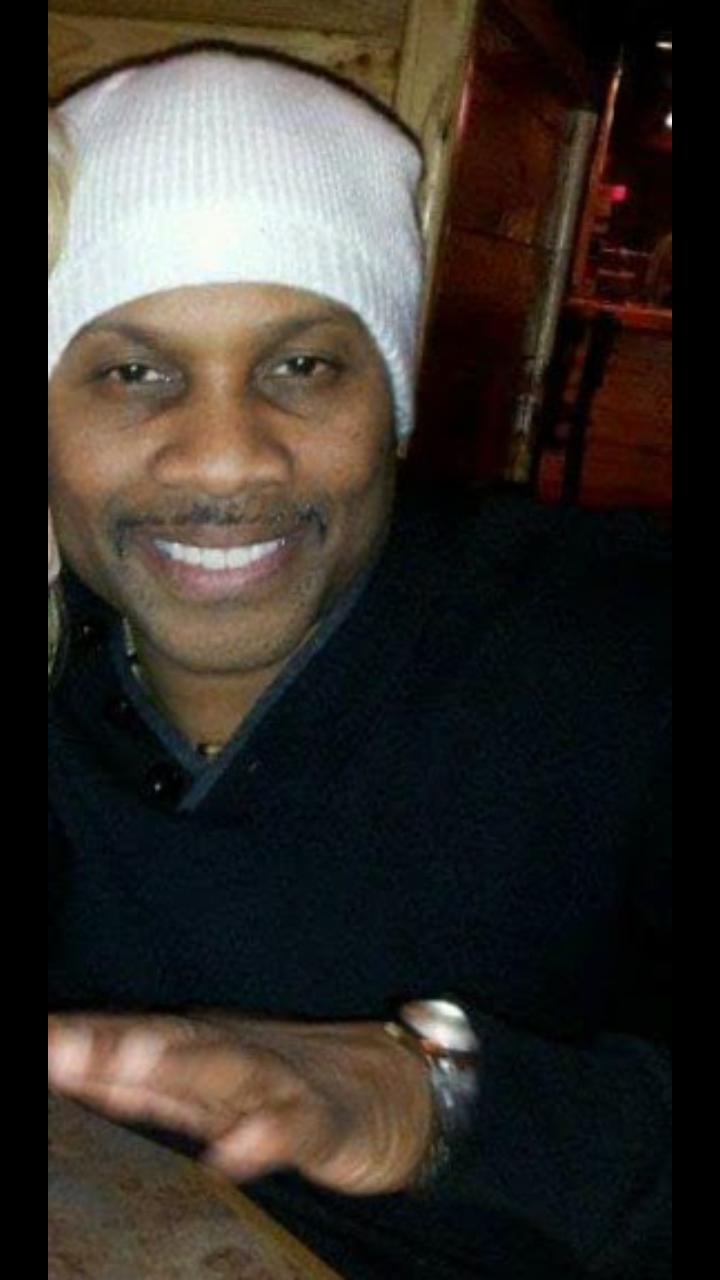 Profile photo 18 of 18