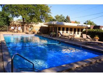 Room for rent in Edina, MN $1000, condo