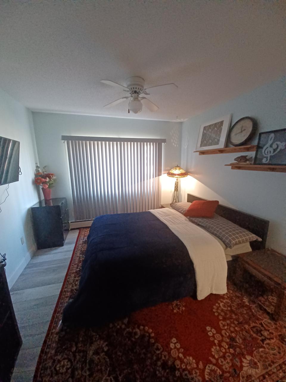 Profile photo 6 of 18