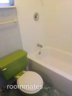 Room for rent in Key Largo, FL $1300, house
