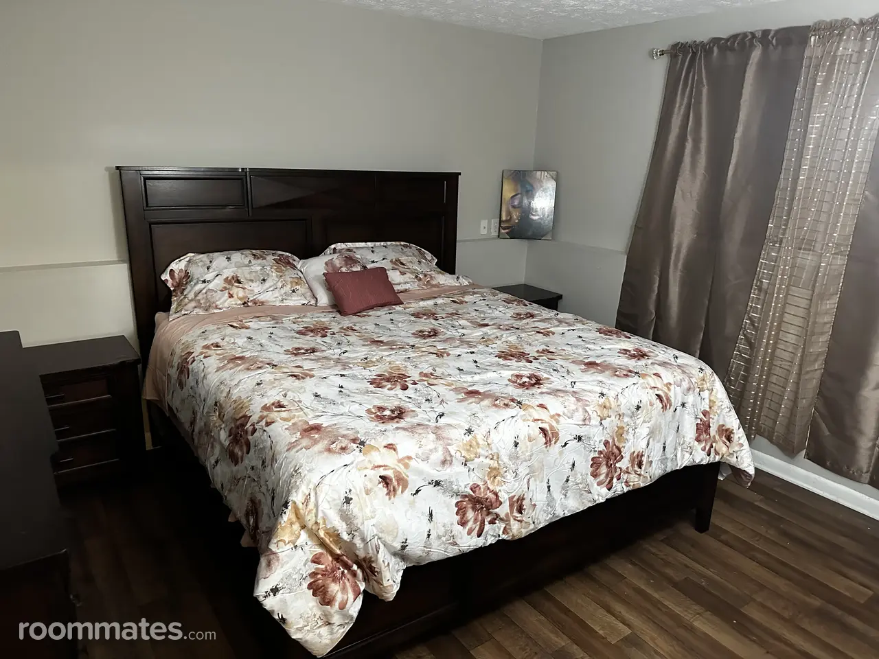 Profile photo 2 of 6