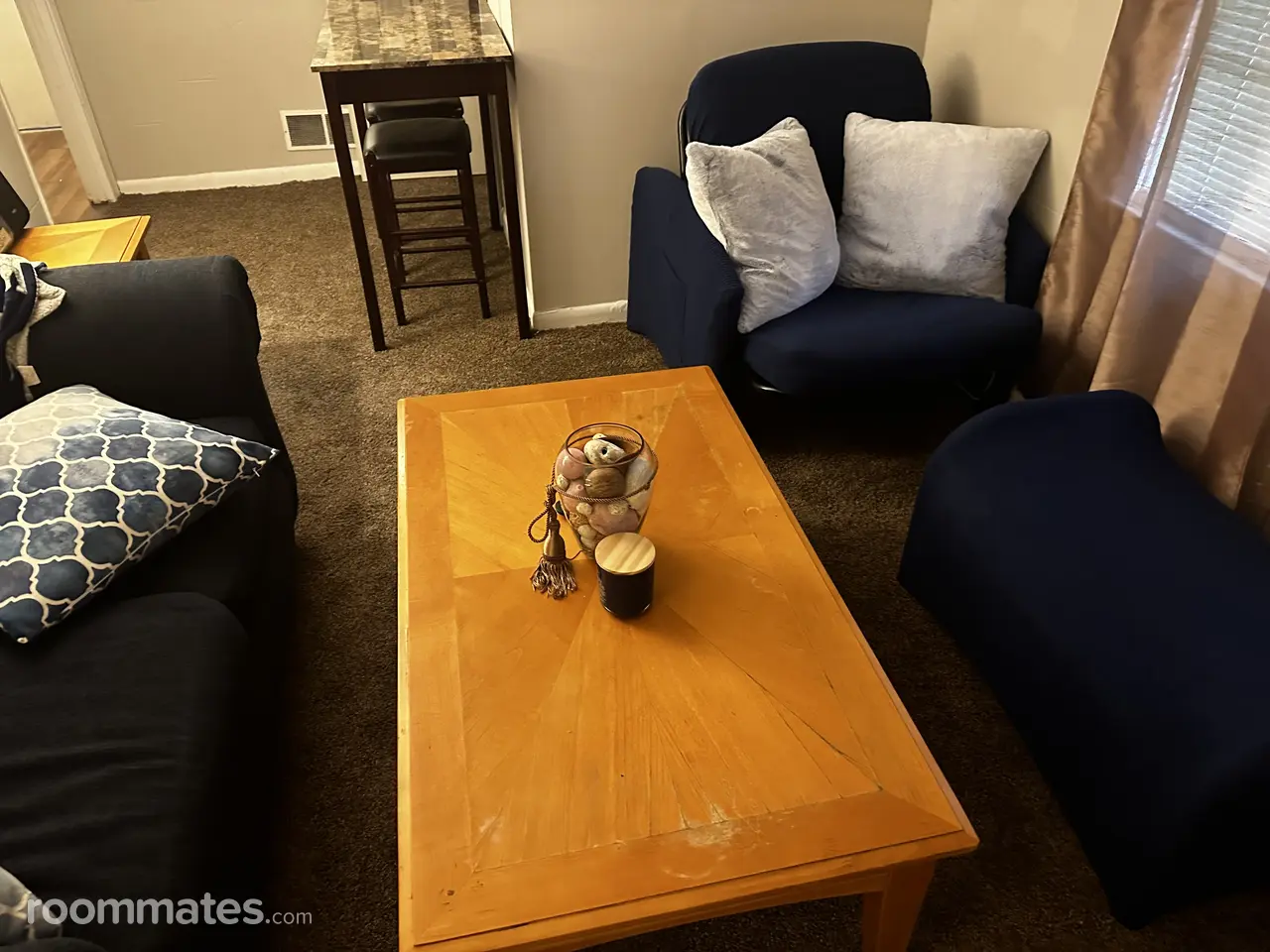 Profile photo 1 of 6