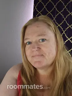 Roommate looking Riverside, CA, $1500