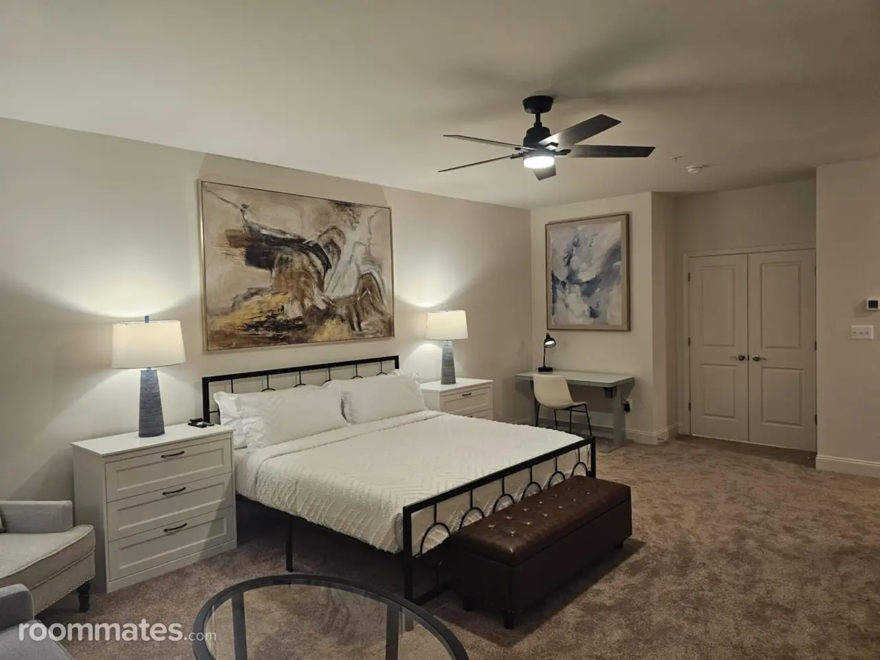 Profile photo 7 of 11