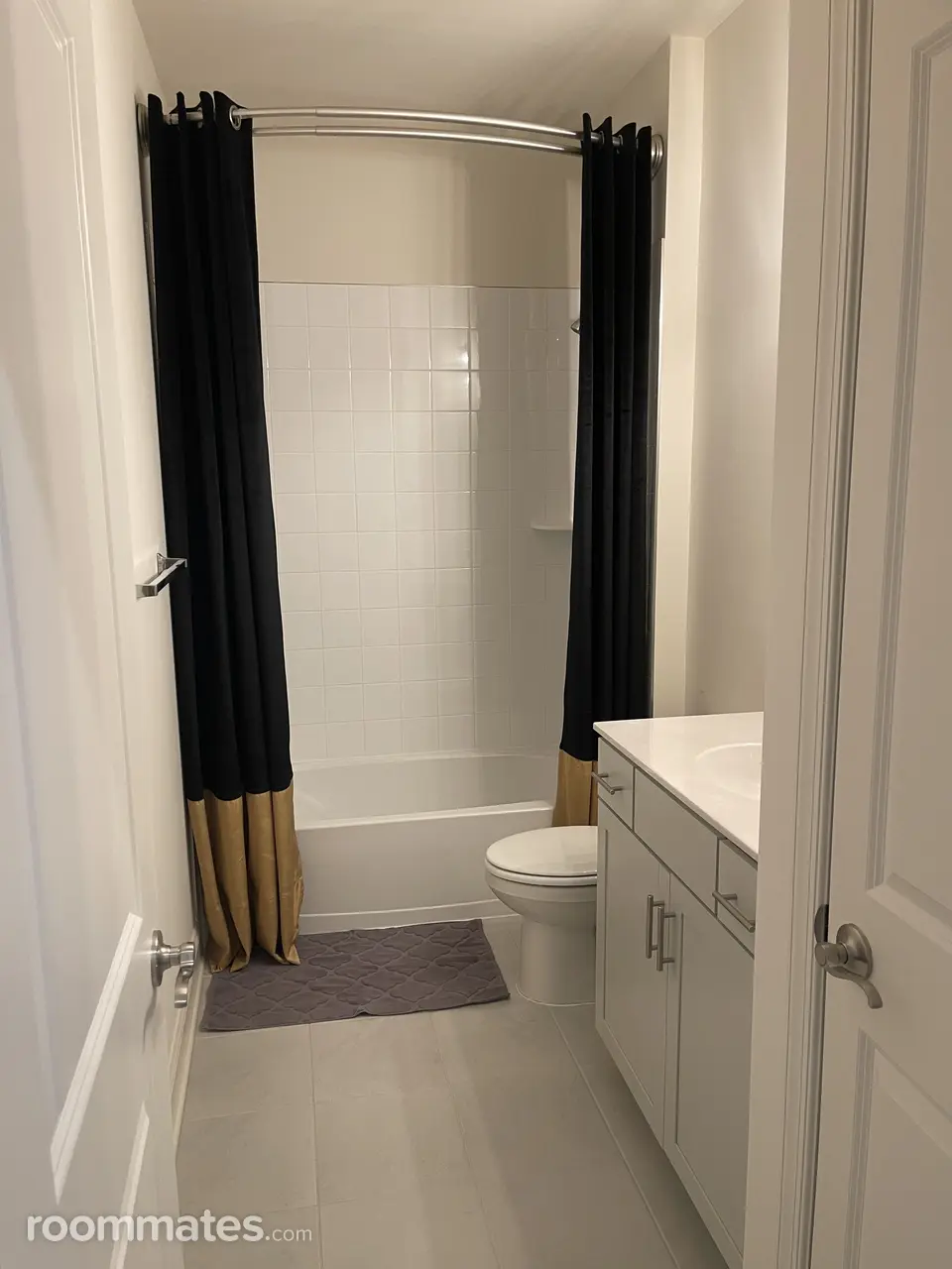 Profile photo 5 of 11