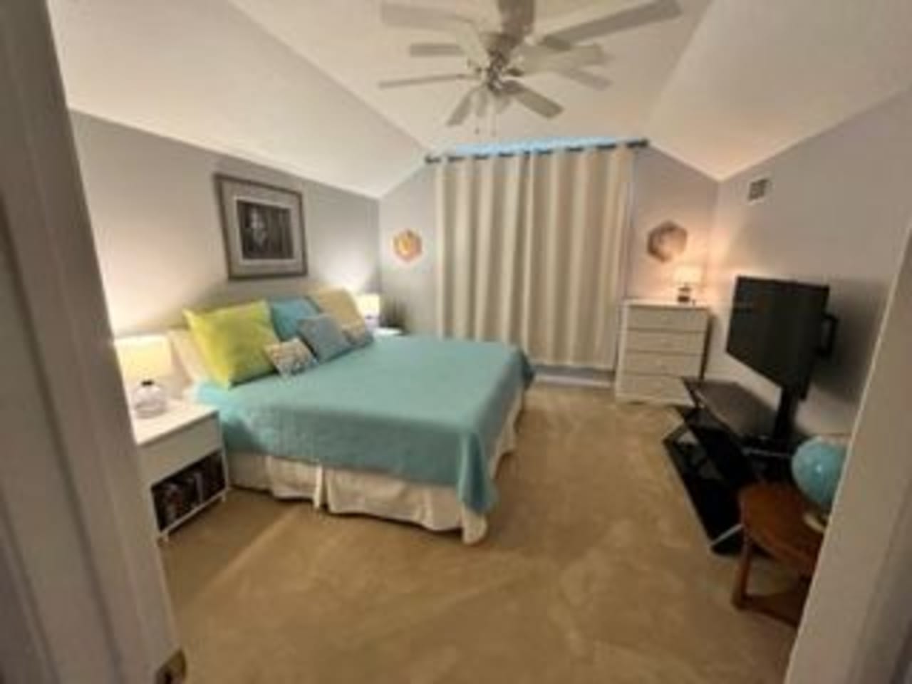 Profile photo 3 of 5