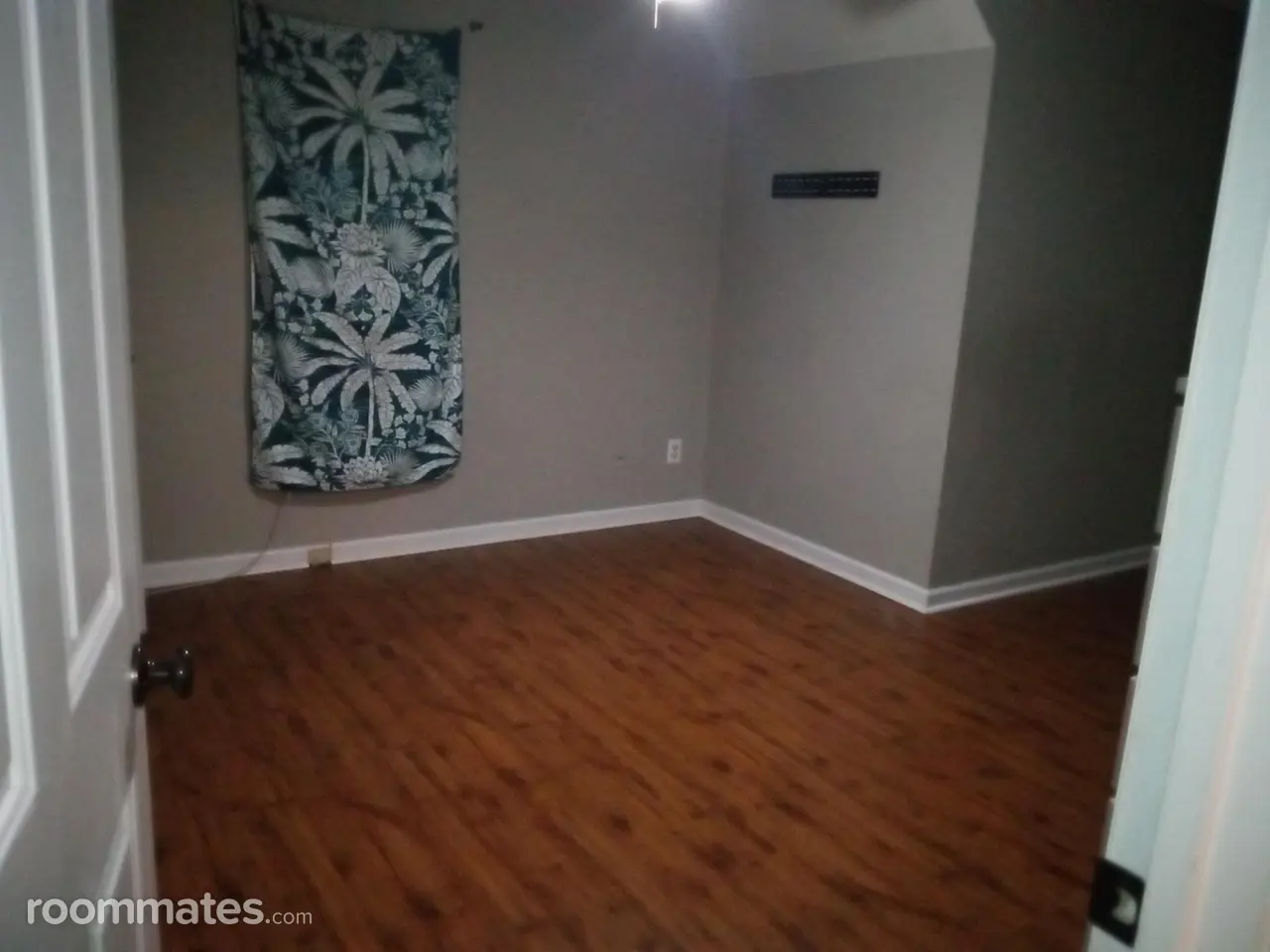 Profile photo 3 of 8