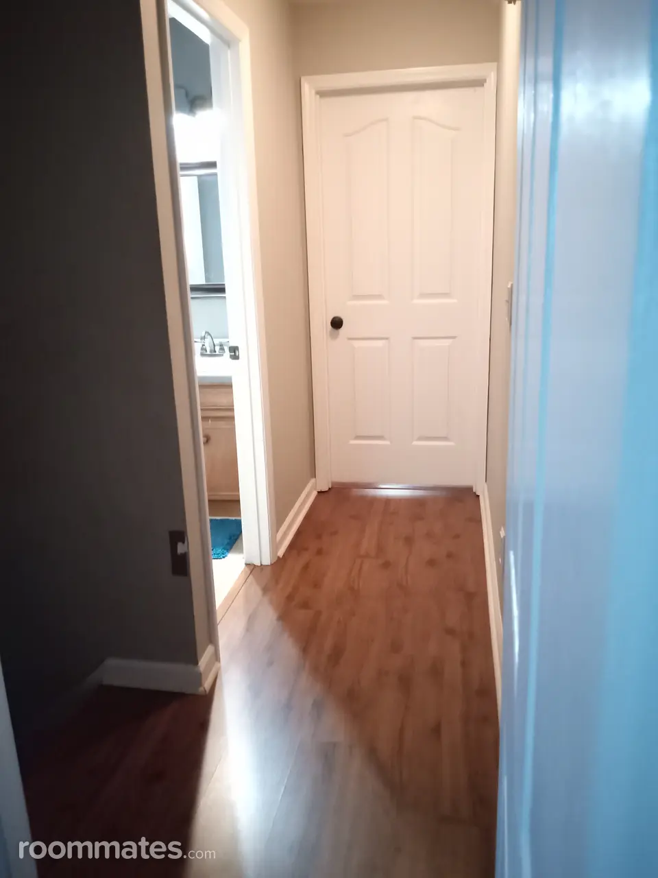 Profile photo 7 of 8