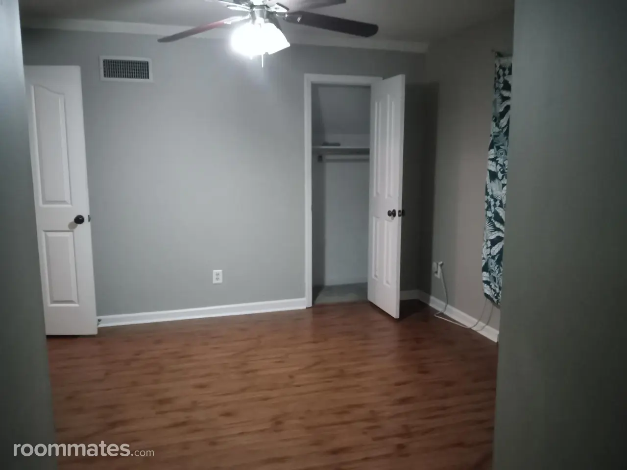 Profile photo 5 of 8