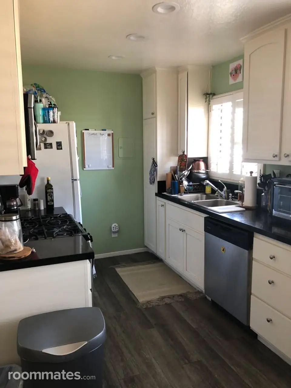 Profile photo 4 of 8