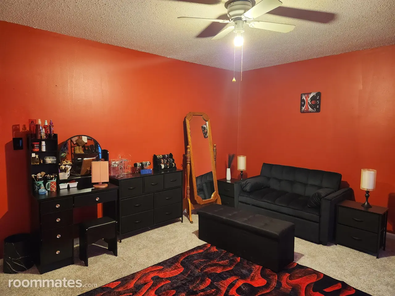 Profile photo 1 of 11