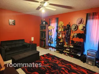 Room for rent in Hoover, AL $800, house