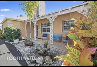 Room for rent in Riviera Beach, FL $1000, house