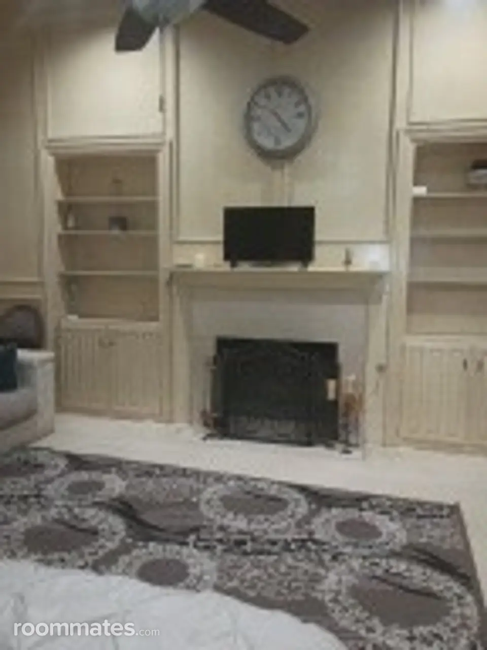 Profile photo 14 of 20