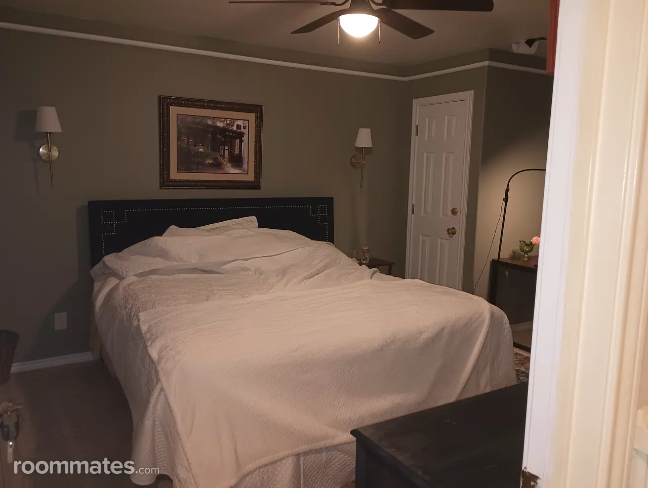 Profile photo 9 of 20