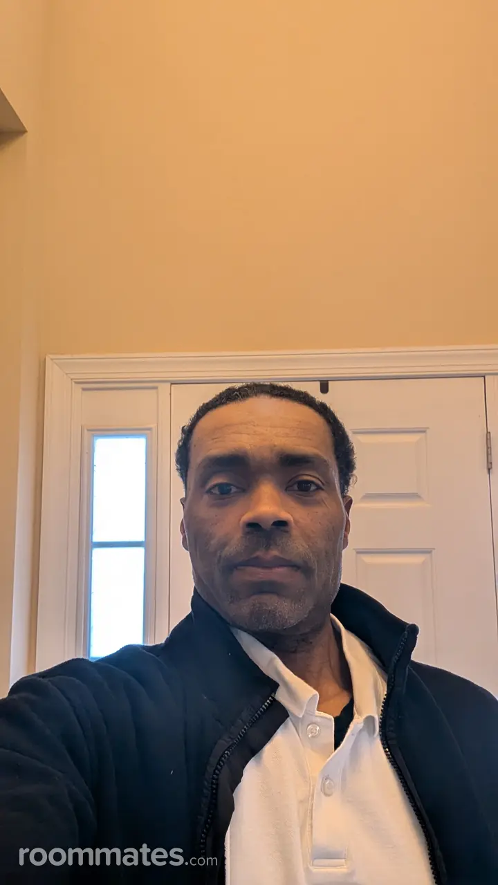 Profile photo 11 of 12