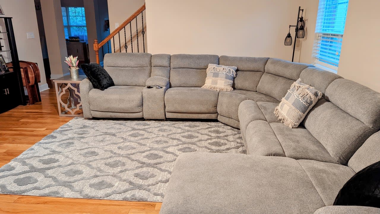 Profile photo 8 of 12