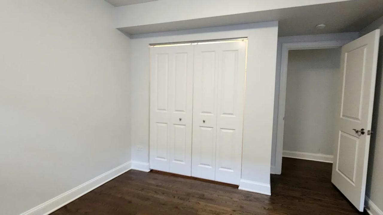 Profile photo 1 of 7