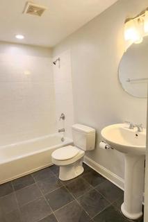 Room for rent in Chicago, IL $1150, condo