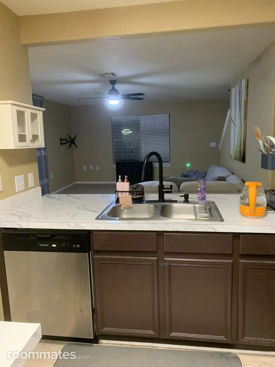 Profile photo 2 of 8