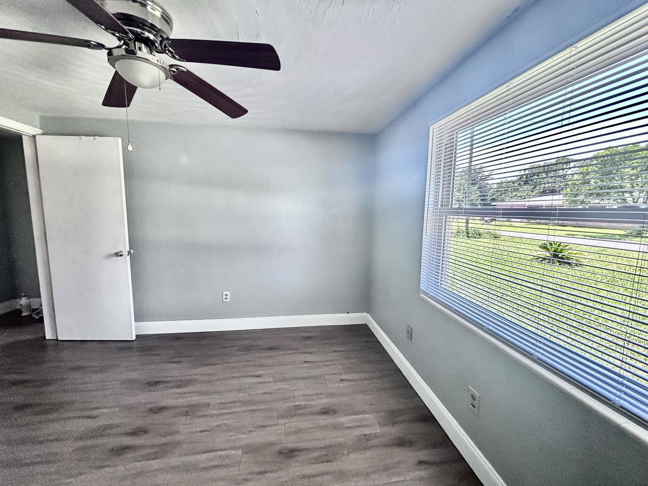 Profile photo 4 of 9