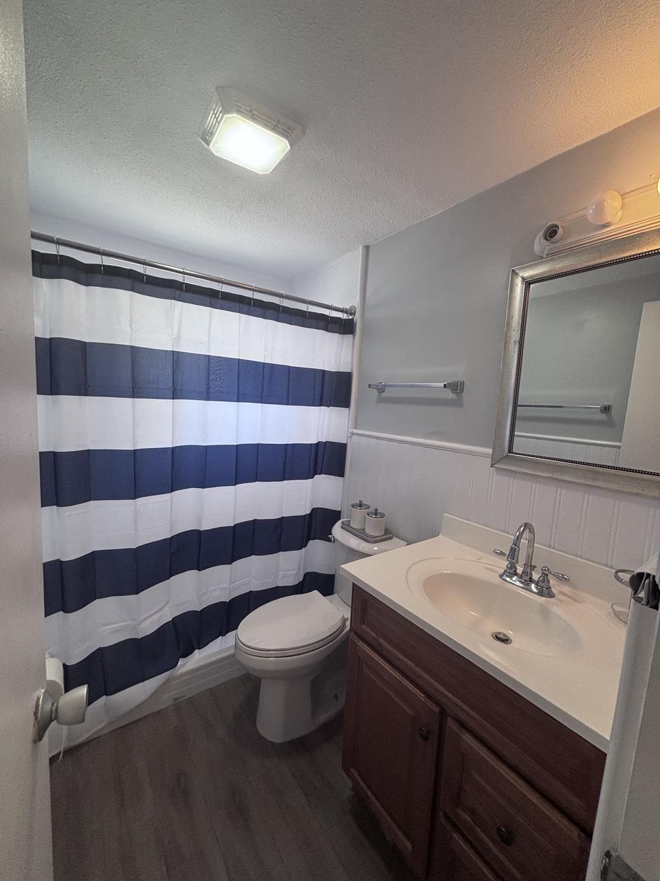 Profile photo 7 of 9