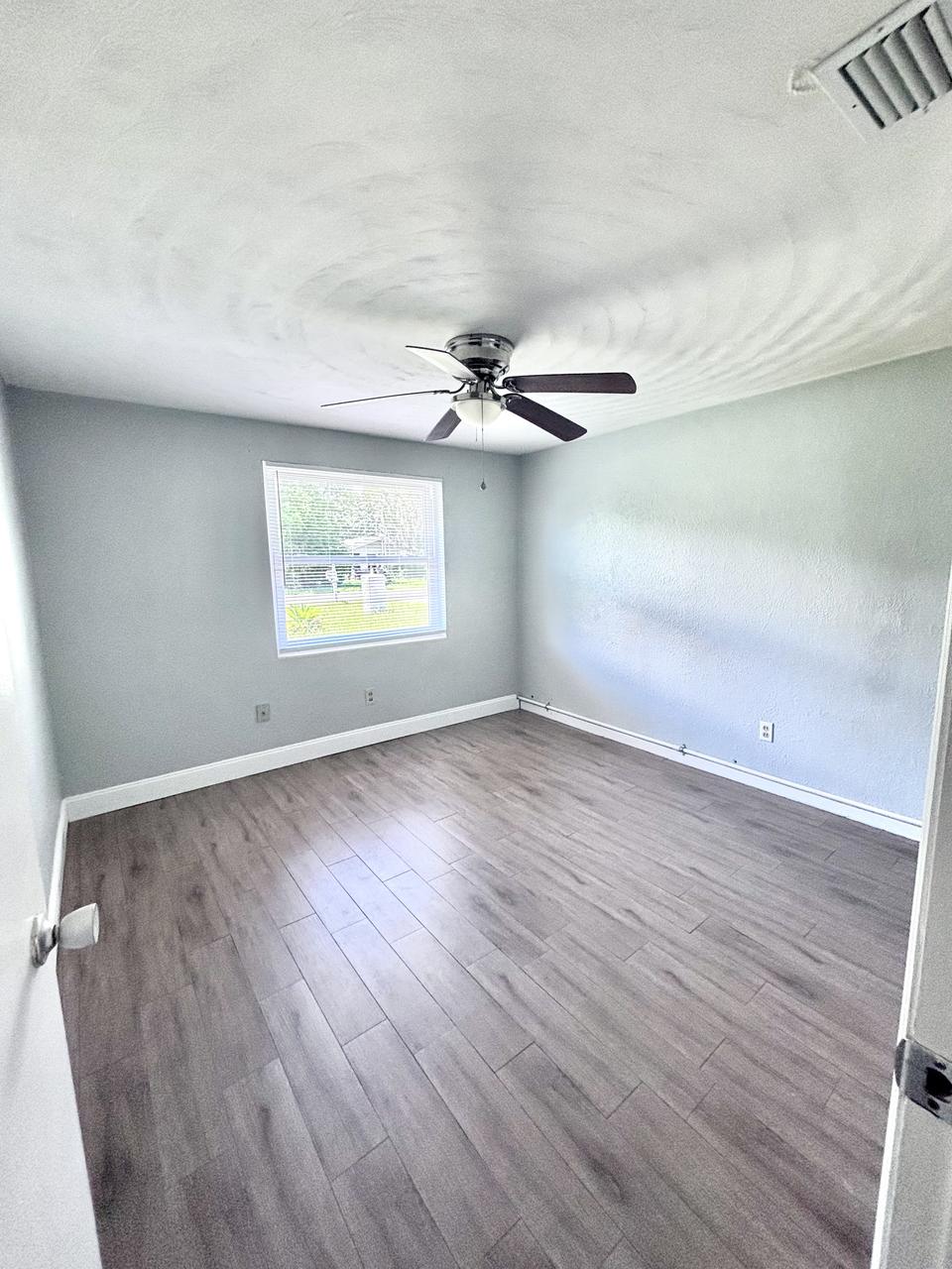 Profile photo 2 of 9