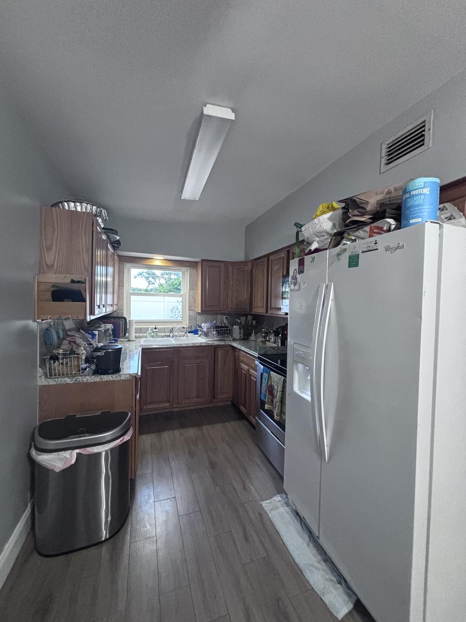 Profile photo 6 of 9