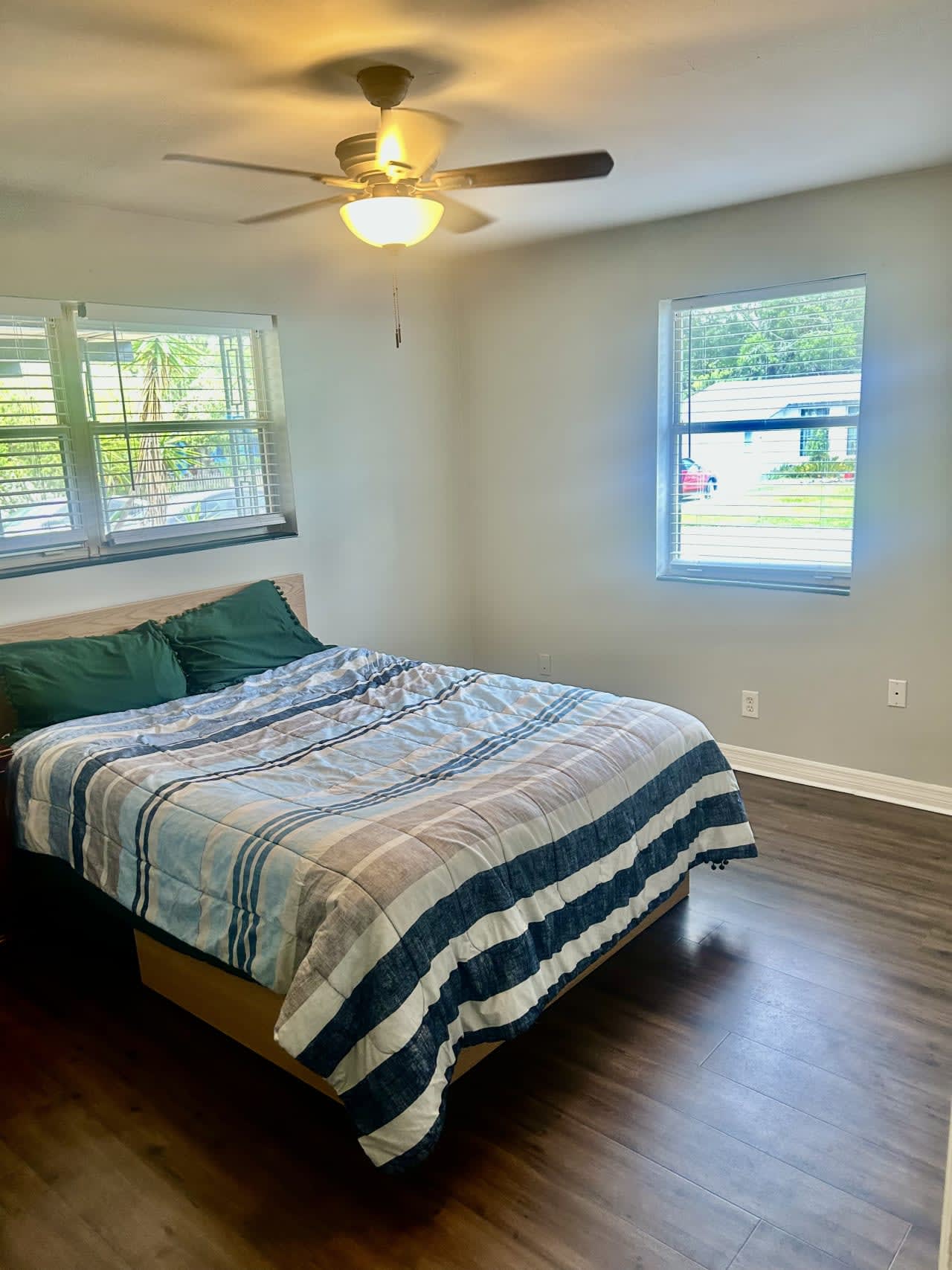 Profile photo 2 of 10