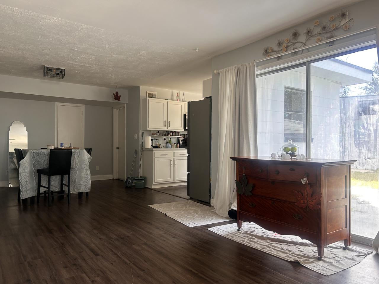 Profile photo 7 of 10