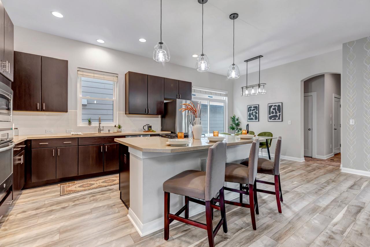 Profile photo 6 of 7