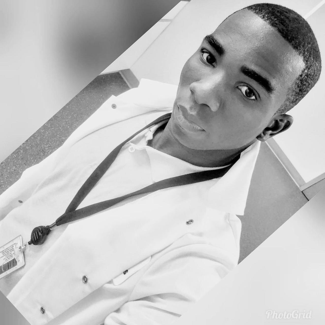 Profile photo 6 of 8