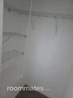 Room for rent in Londonderry, NH $900, townhouse