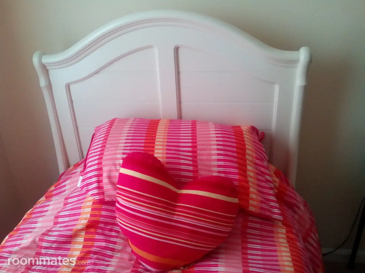 Profile photo 1 of 2