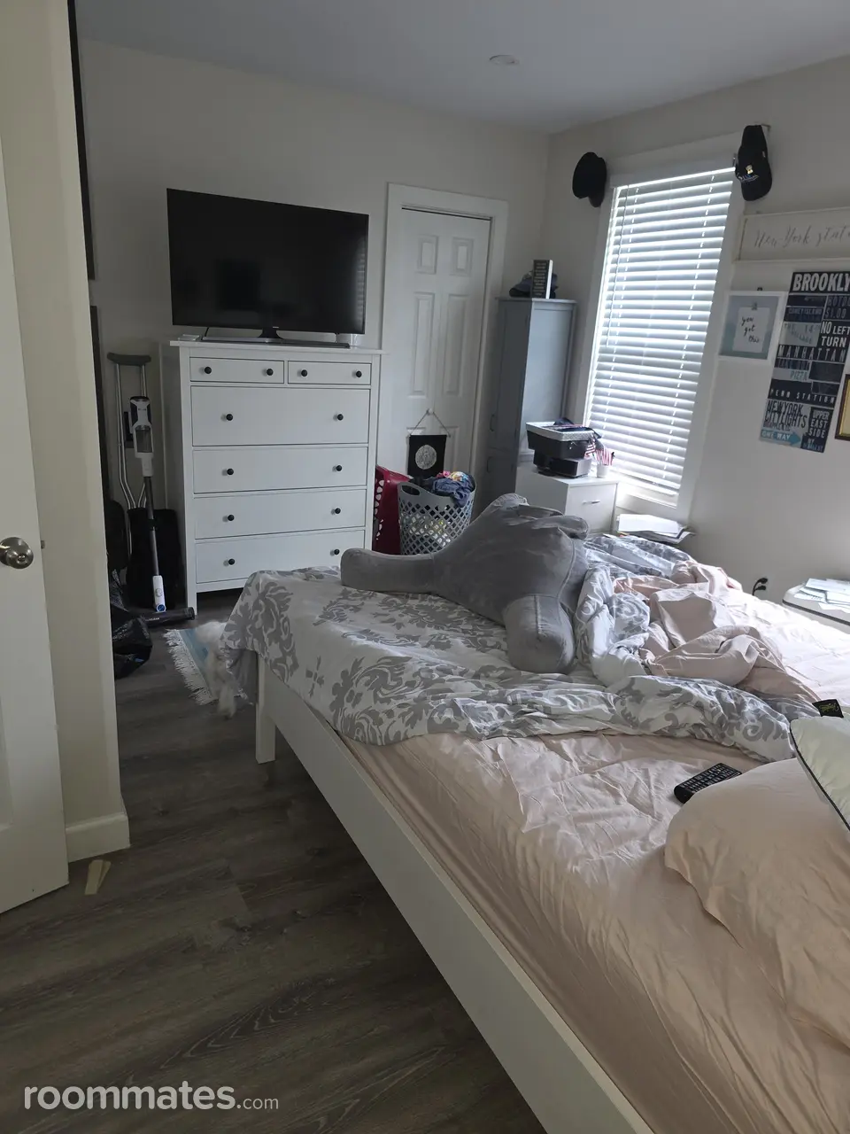 Profile photo 5 of 8