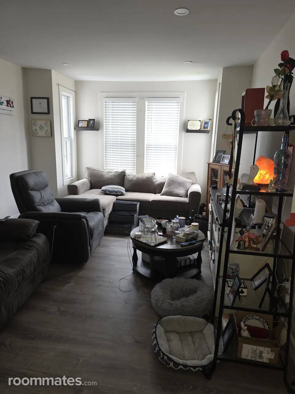 Profile photo 3 of 8